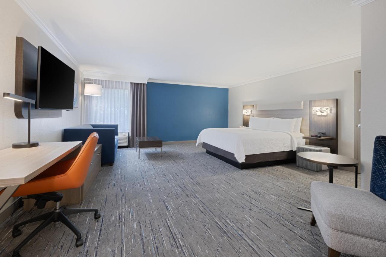 Holiday Inn Express Hotel & Suites Ft. Lauderdale-Plantation By Ihg Bagian luar foto