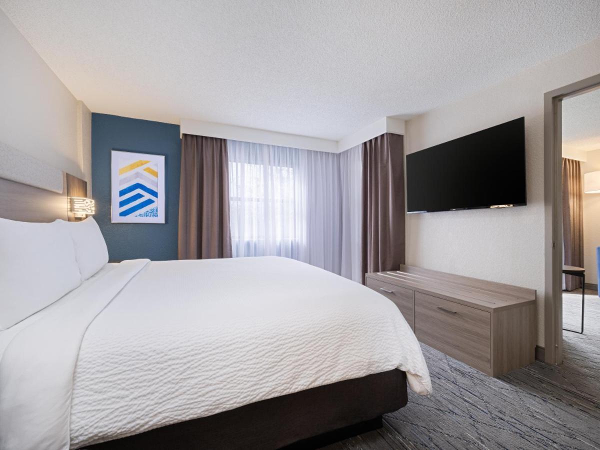 Holiday Inn Express Hotel & Suites Ft. Lauderdale-Plantation By Ihg Bagian luar foto