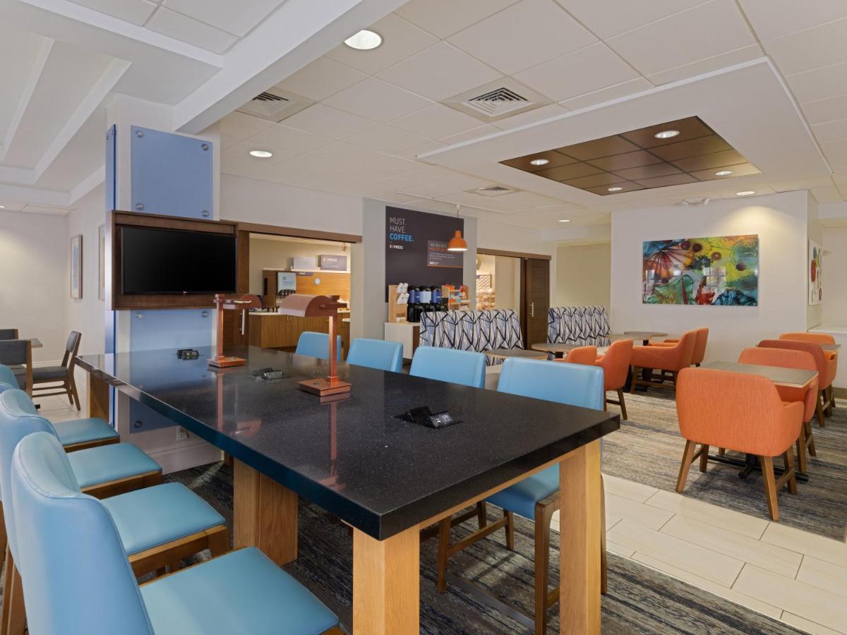 Holiday Inn Express Hotel & Suites Ft. Lauderdale-Plantation By Ihg Bagian luar foto