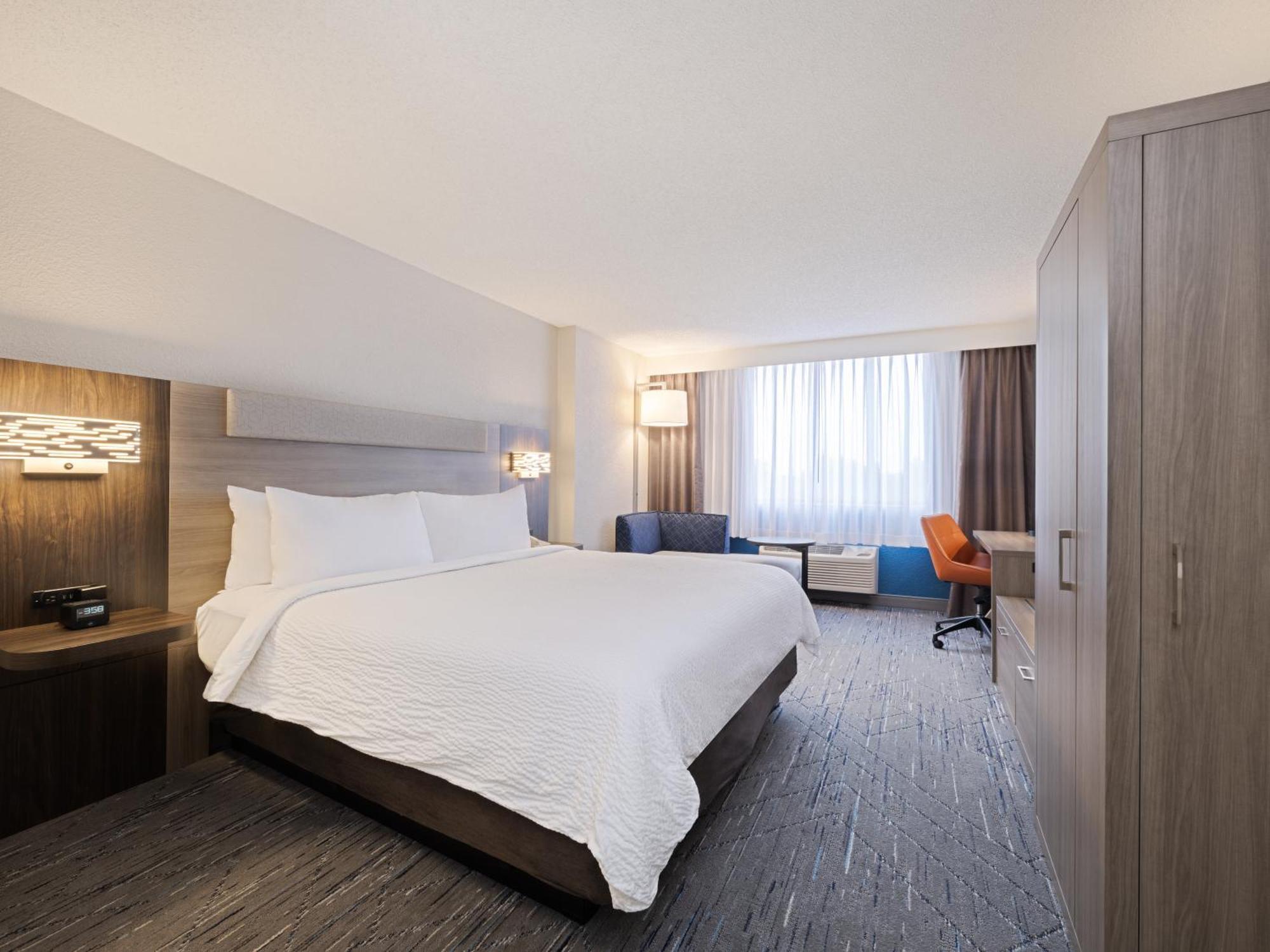 Holiday Inn Express Hotel & Suites Ft. Lauderdale-Plantation By Ihg Bagian luar foto