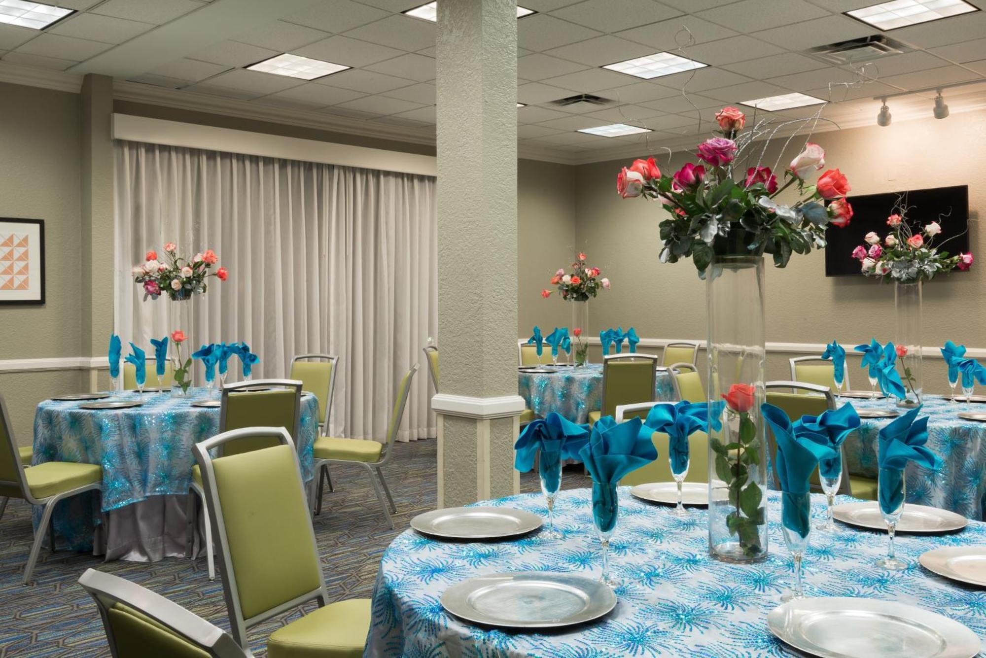 Holiday Inn Express Hotel & Suites Ft. Lauderdale-Plantation By Ihg Bagian luar foto